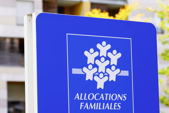 Caf&nbsp;: un second virement arrive sur les comptes de 3&nbsp;millions d'allocataires, voici sa date