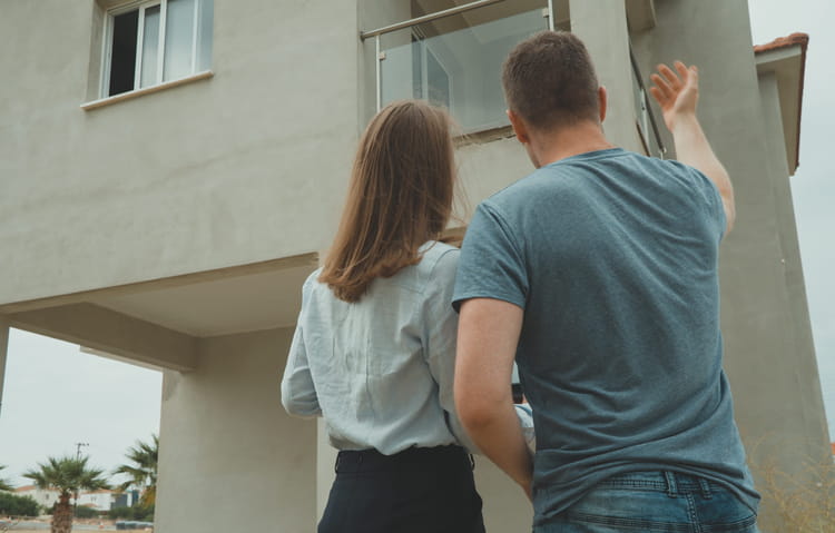 La justice leur ordonne d'attendre la mort de leur locataire pour s'installer