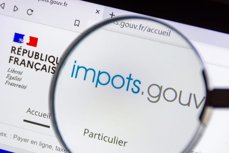 Deux virements des imp�ts arrivent sur les comptes bancaires des Fran�ais