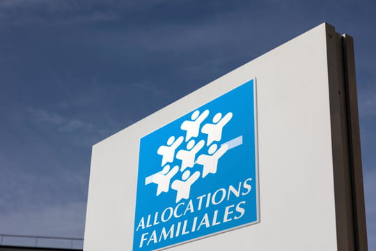 La Caf pr&eacute;pare deux versements au mois d'ao&ucirc;t, voici les dates de virements annonc&eacute;es