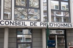 Son CDD est requalifié en CDI par les juges : elle refuse et se pourvoit en cassation, voici pourquoi